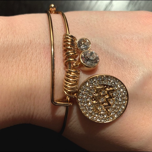 Jewelry - Aquarius Bangle Bracelet